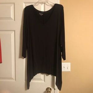 Simply Emma Black Shark Bite Top